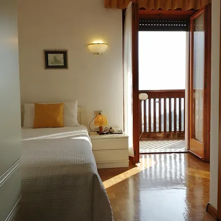 Albergo Stella Alpina Molveno Exterior foto